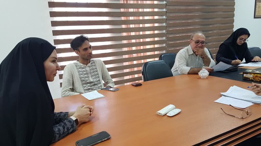 1358973-1 نشست هماهنگی اقدامات قصهگویی در دبیرخانه و مراکز کانون کرمانشاه