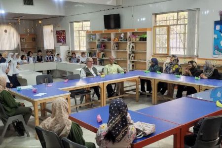 برپایی دورهمی پدربزرگ مادربزرگ ها در کانون استان مرکزی