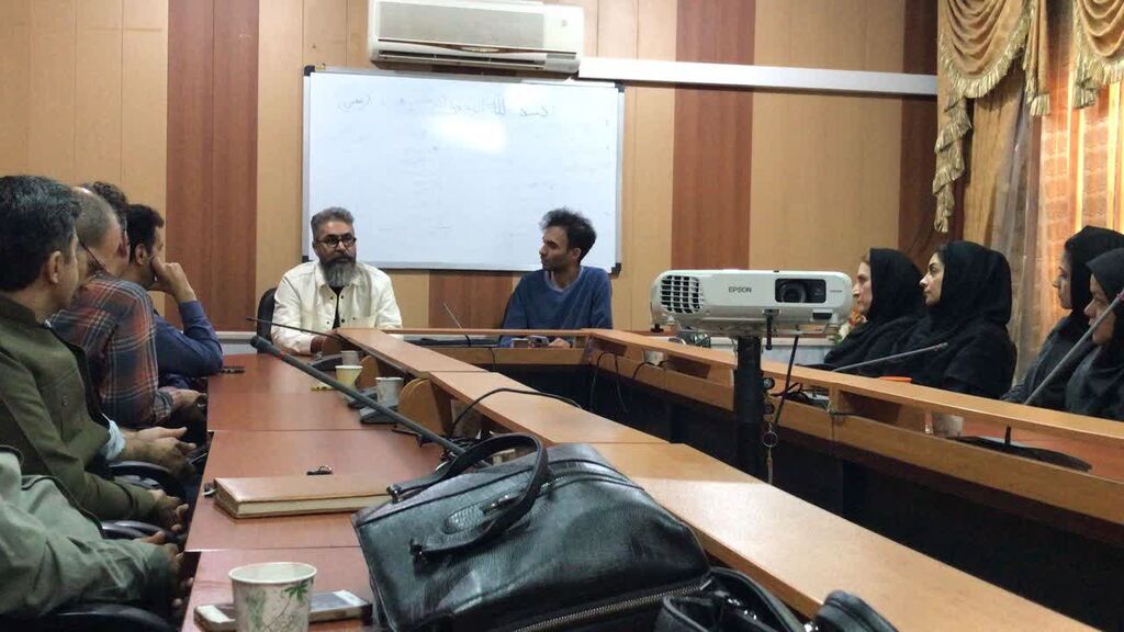 1360082-1 نشست کارشناس هنرهای نمایشی کانون کشور با مربیان کانون کرمانشاه