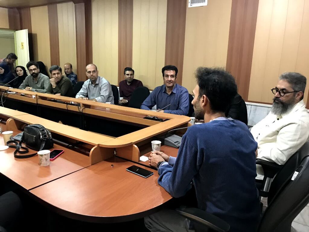 1360086-1 نشست کارشناس هنرهای نمایشی کانون کشور با مربیان کانون کرمانشاه