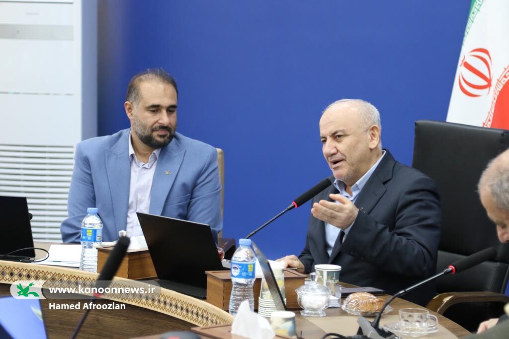 سرمایه‌گذاری برای کودکان، مسیر توسعه‌ی پایدار مازندران است / با کودکان کانون، آینده را روشن‌تر دیدم