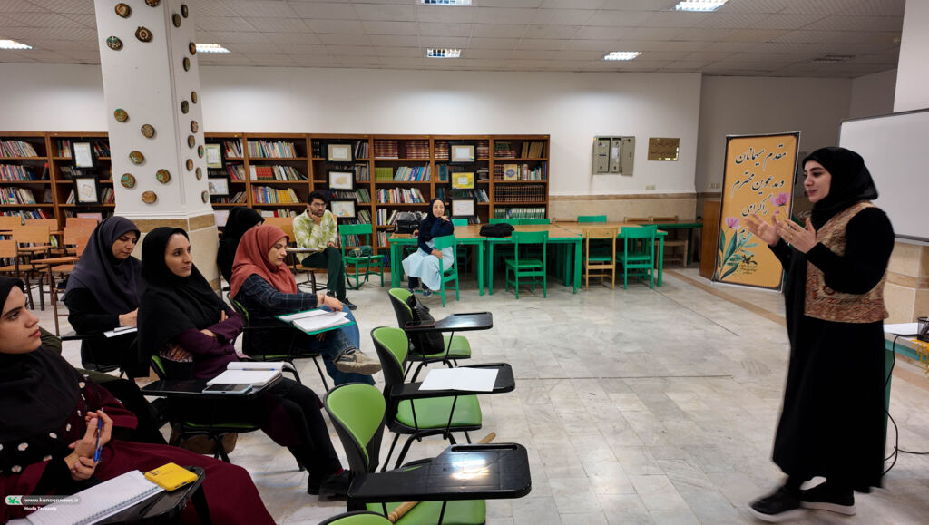 1360199-1 روایت عشق و پهلوانی در کارگاه آموزش نقالی کانون قم