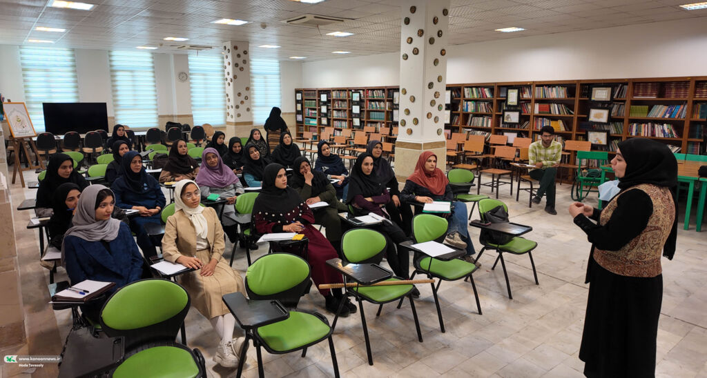 1360200-1 روایت عشق و پهلوانی در کارگاه آموزش نقالی کانون قم