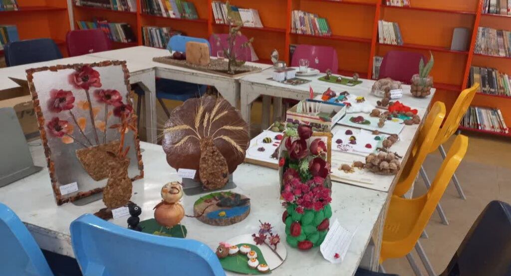 1360487-1 نخستین جشنواره پیاز و گردو در هرسین