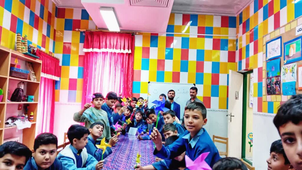 1360576-1 جشن ملی «نوخوانها» در زنجان؛ آغاز سفری شیرین به دنیای کتاب