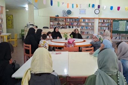 پنجشنبه‌های «مادر-فرزندی» با موضوع آموزش قصه‌گویی در مرکز شماره ۱ کانون کرج