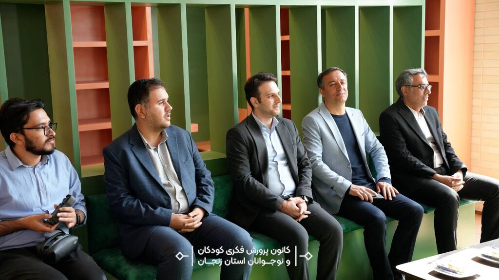 1360735-1 توسعه همکاریهای کانون و آموزش و پرورش برای شکوفایی استعدادهای کودکان زنجانی