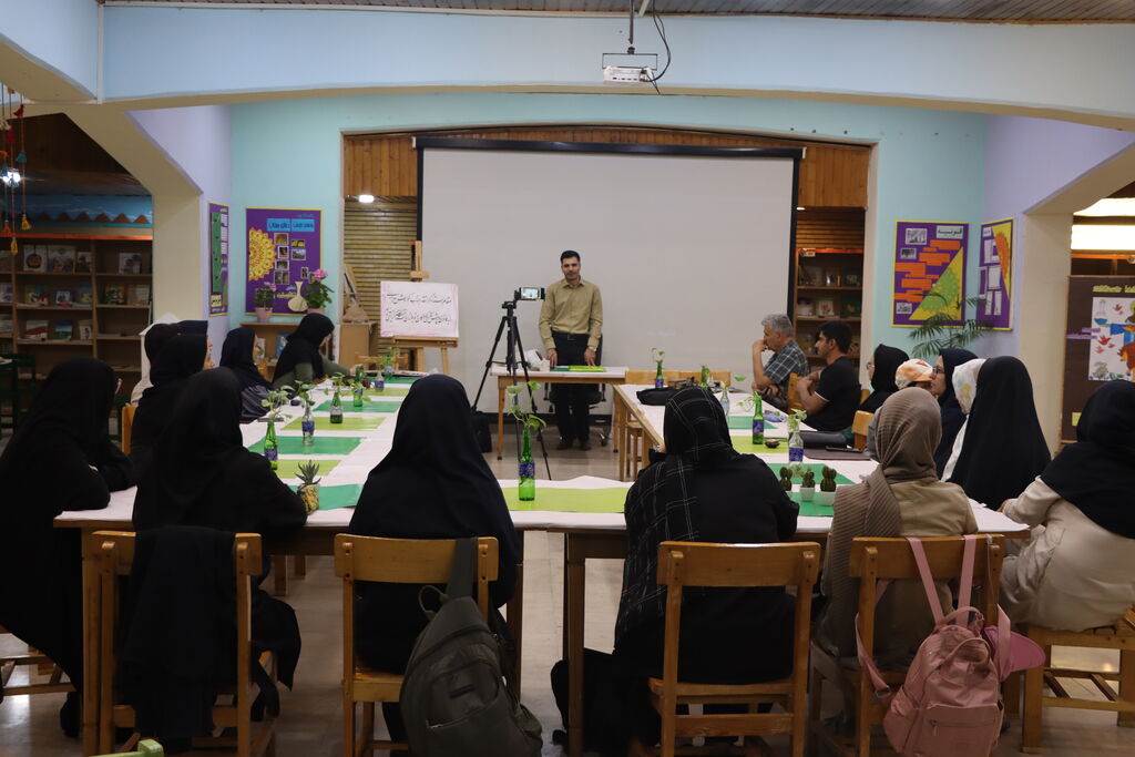 1360842-1 بیست و نهمین انجمن خوشنویسی استان تهران برگزار شد