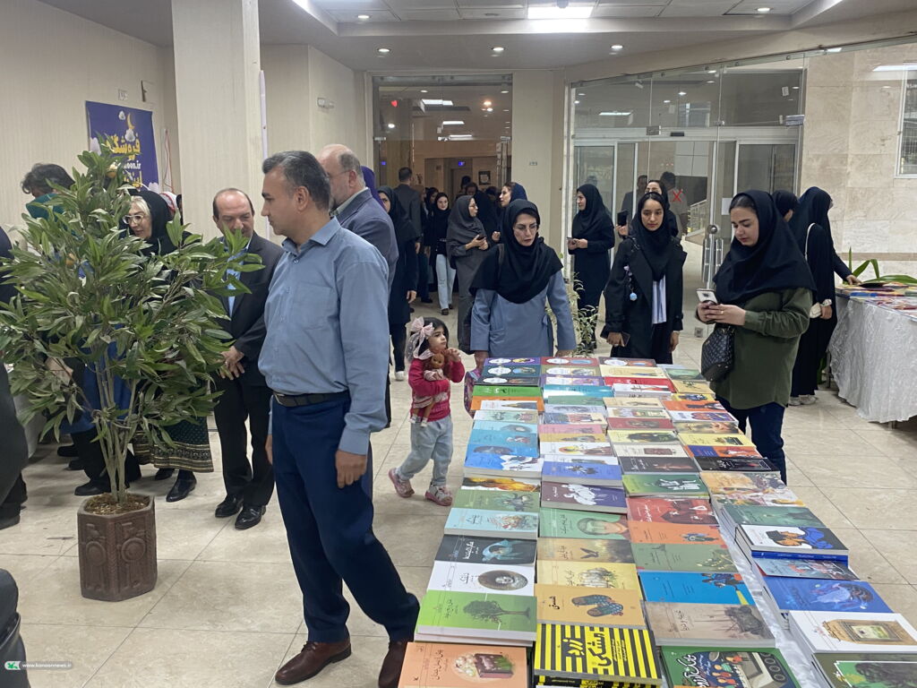 1360879-2 روز نخست پنجمین جشنواره شعر کودک؛ شاهینشهر میزبان شعر و خلاقیت