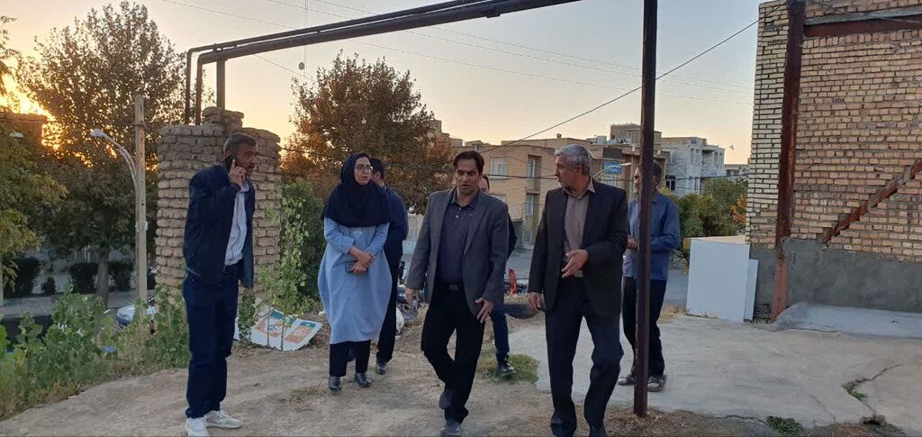 بازدید فرماندار و شهردار تویسرکان از کانون پرورش فکری