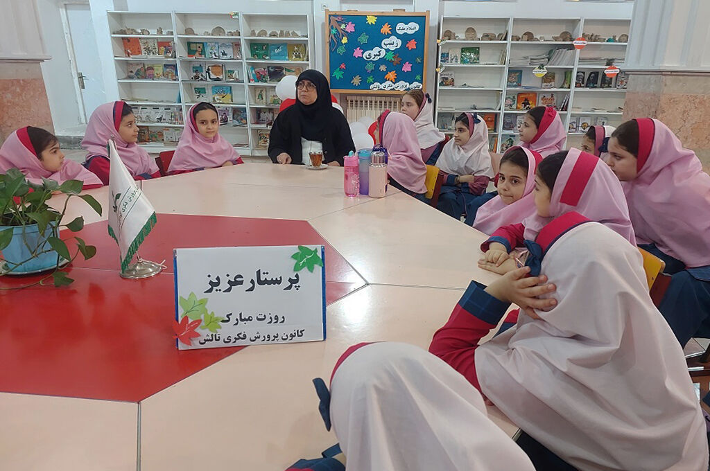 روایت پرستار رزمنده دفاع مقدس از سال‌های مقاومت و ایثار/ ناهید محمدی از روحیه زینب‌گونه پرستاران گفت