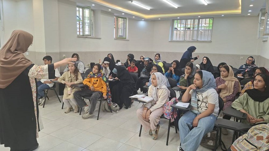 1361827-1 کارگاه آموزشی «قصهگوی خلاق» در مرکز آموزش کانون استان اصفهان برگزار شد