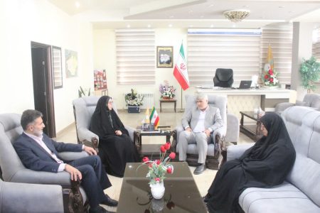 تأکید بر توجه به حوزه کودک و نوجوان