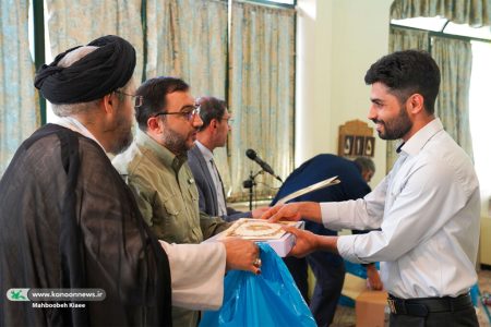 آیین تجلیل از نمازگزاران کانون پرورش فکری برگزار شد