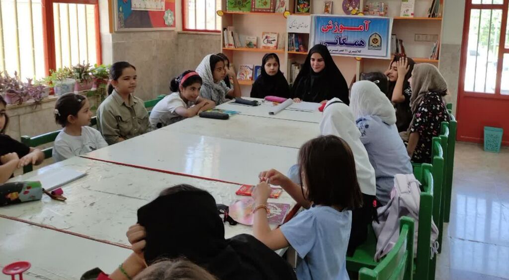 1362040-1 آموزش پدافند غیرعامل به دانشآموزان قصرشیرین