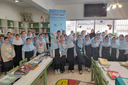 افتتاح نخستین نمایشگاه کتاب‌های حسی و لمسی در کانون مرند