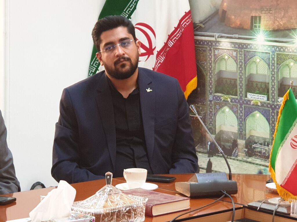 1362254-1 اعضای نوجوان کانون با معاون استاندار دیدار کردند