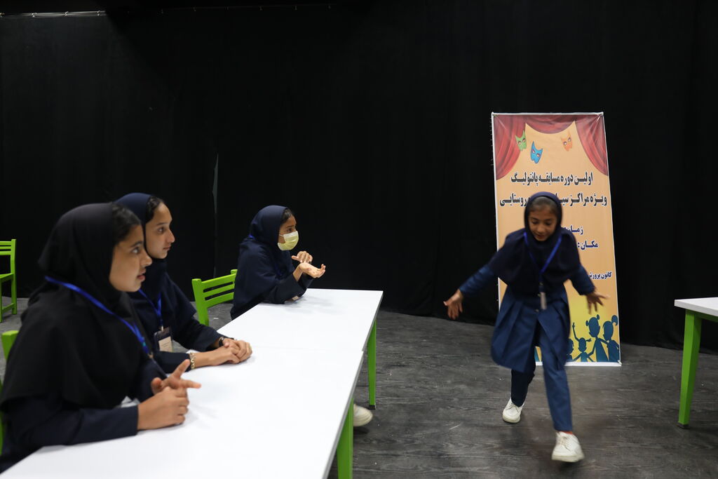 1362305-1 نخستین دوره «پانتولیگ» برگزیدگان خود را شناخت