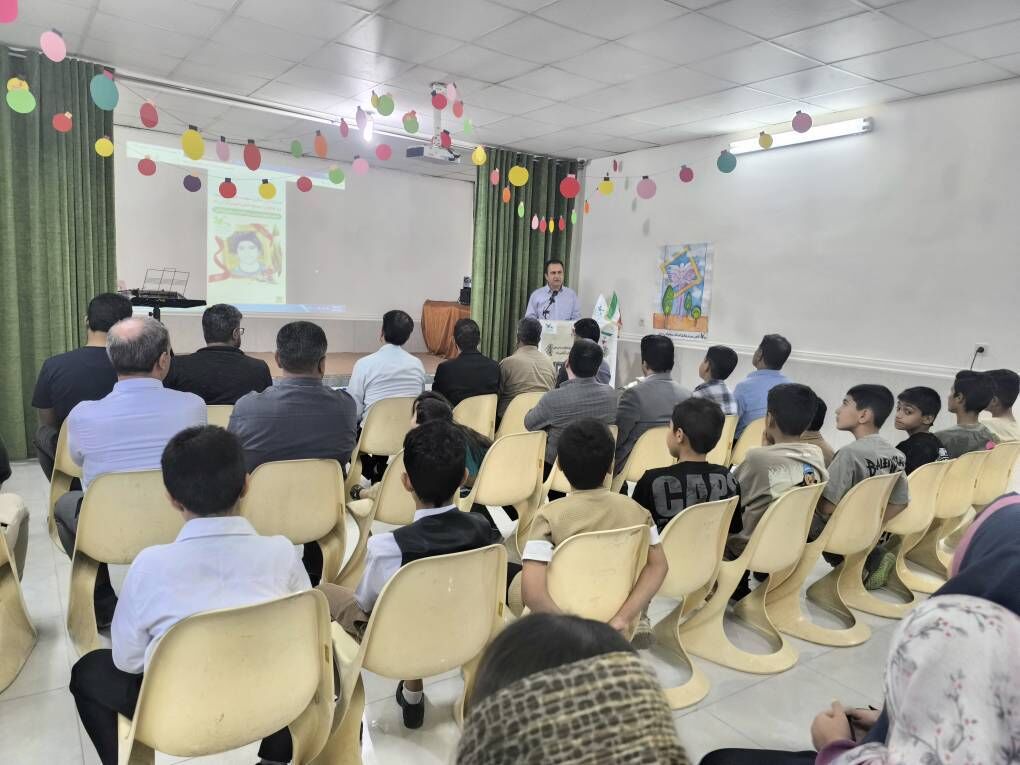 آیین گرامیداشت روز نوجوان و یاد شهید فهمیده