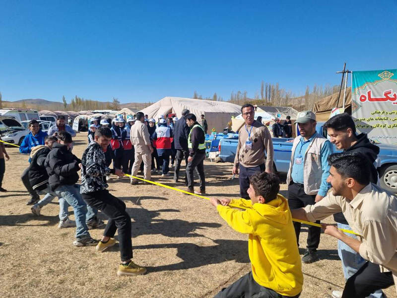 1362886-1 کانون استان اردبیل در مانور صلابت سبلان/ لبخندهایی که دوباره بر لب کودکان نشست