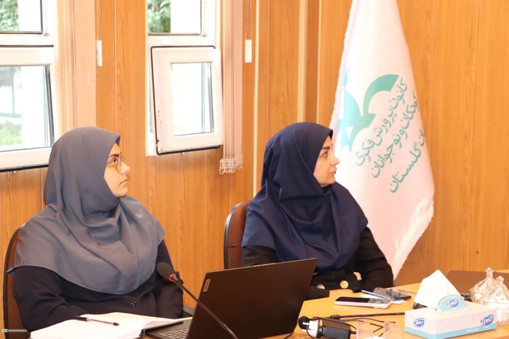 1363392-1 مربیان گلستانی مهارتهای «پژوهش اعضا» را آموختند