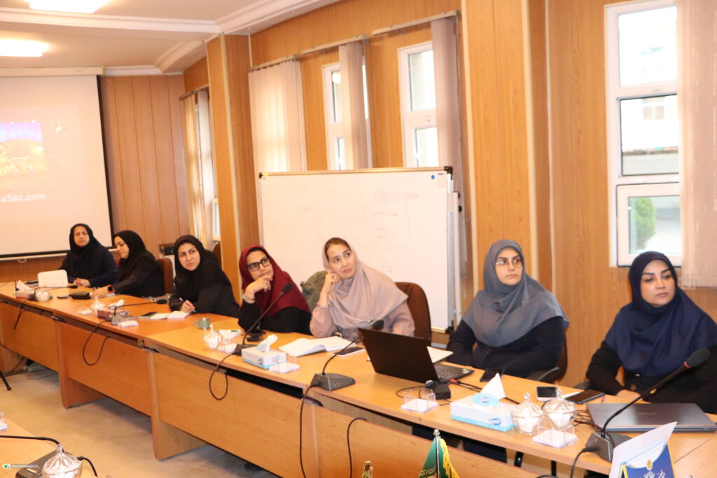 1363394-1 مربیان گلستانی مهارتهای «پژوهش اعضا» را آموختند