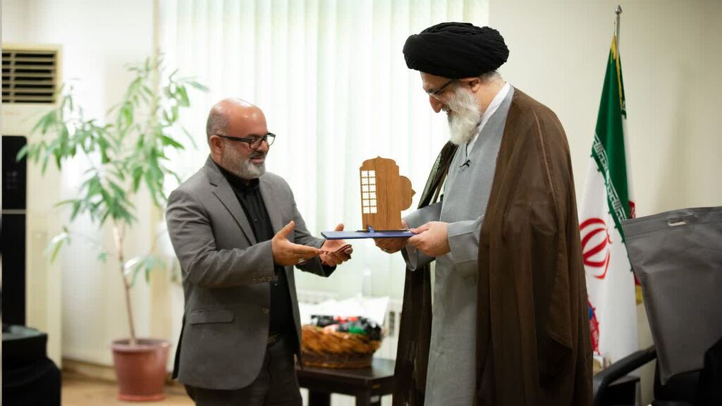 1363462-1 برگزیدگان جشنوارهی «شهیده ریحانه سلطانینژاد» تجلیل شدند