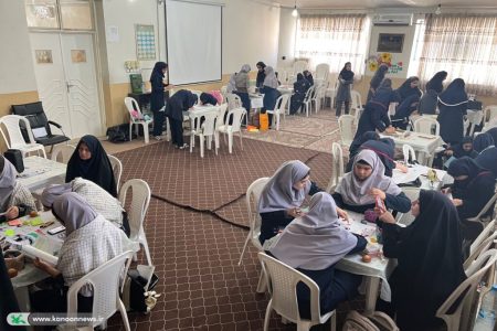 مسابقه نشریه‌ دیواری هفته بسیج دانش‌آموزی گنبد کاووس برگزار شد