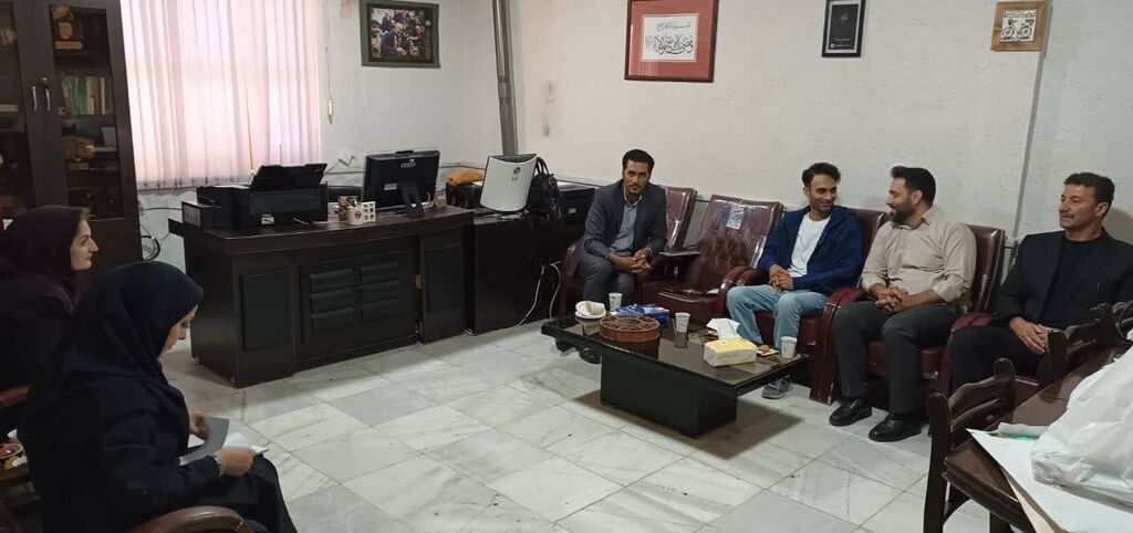 1364806-1 نشست بررسی جشنواره بازیهای بومی و محلی در کانون کرمانشاه