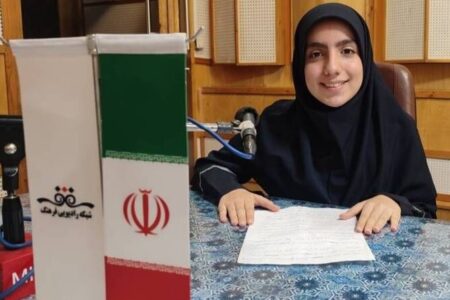 معرفی کتاب از سوی نوجوانان کانون تهران در رادیو فرهنگ