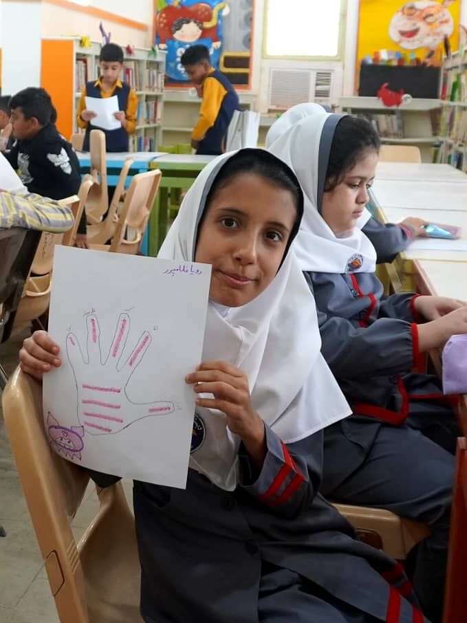 1365320-1 برگزاری کارگاه داستان نویسی در مرکز بندرلنگه