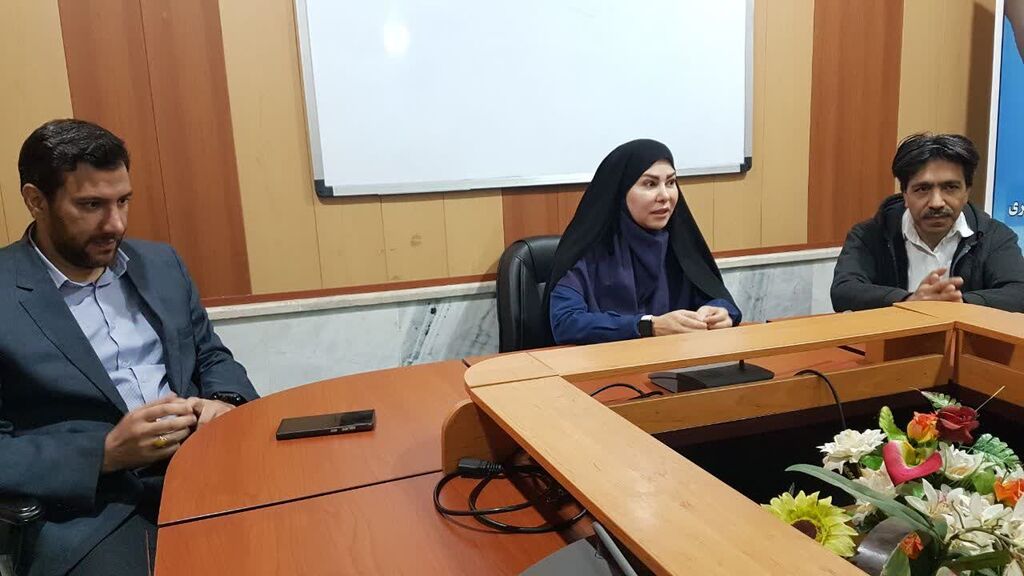 1365615-1 بررسی راهکارهای پیشگیری از آسیبهای اجتماعی در حوزه کودک و نوجوان در کانون کرمانشاه