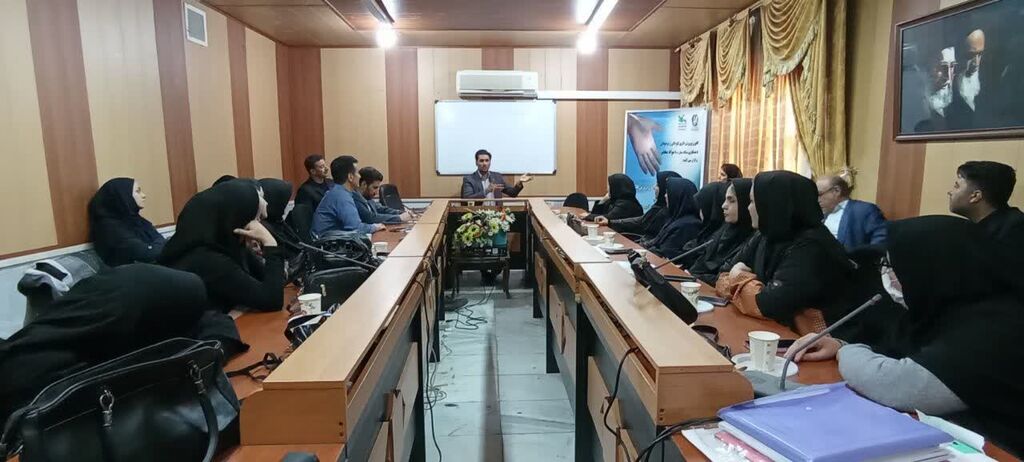 1365619-1 بررسی راهکارهای پیشگیری از آسیبهای اجتماعی در حوزه کودک و نوجوان در کانون کرمانشاه