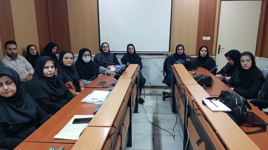 1365629-1 بررسی راهکارهای پیشگیری از آسیبهای اجتماعی در حوزه کودک و نوجوان در کانون کرمانشاه