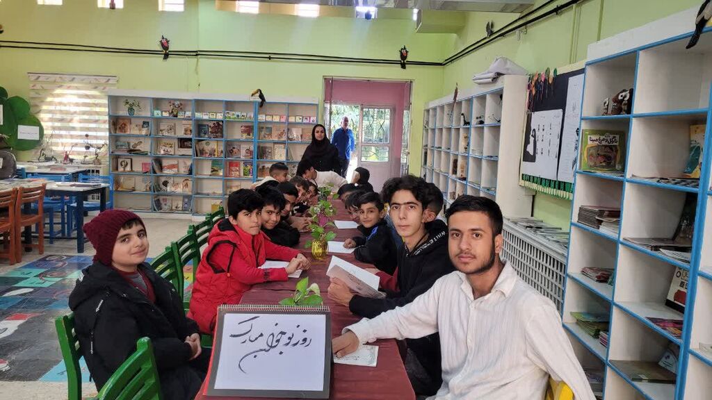 نوجوان‌محوری از حرف تا عمل