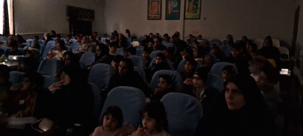 1365895-1 "یوز" میهمان خانوادههای کنگاور شد