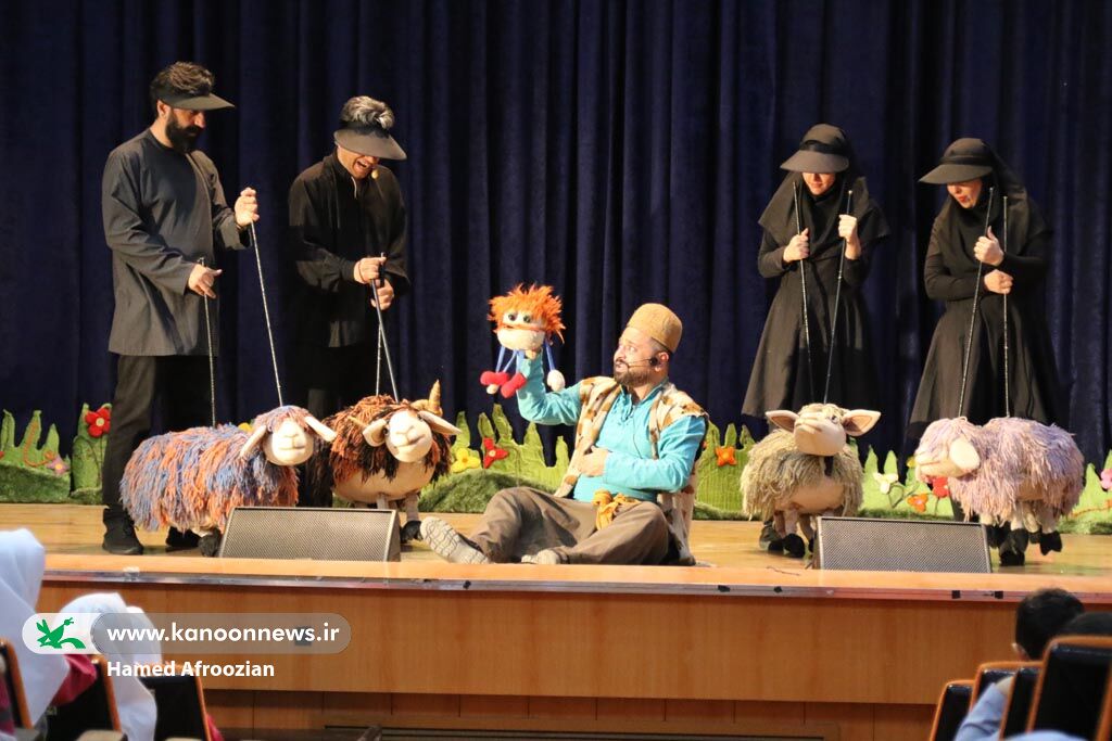 1365943-1 نمایش «ماجرای گله من» ویژه دانشآموزان در ساری