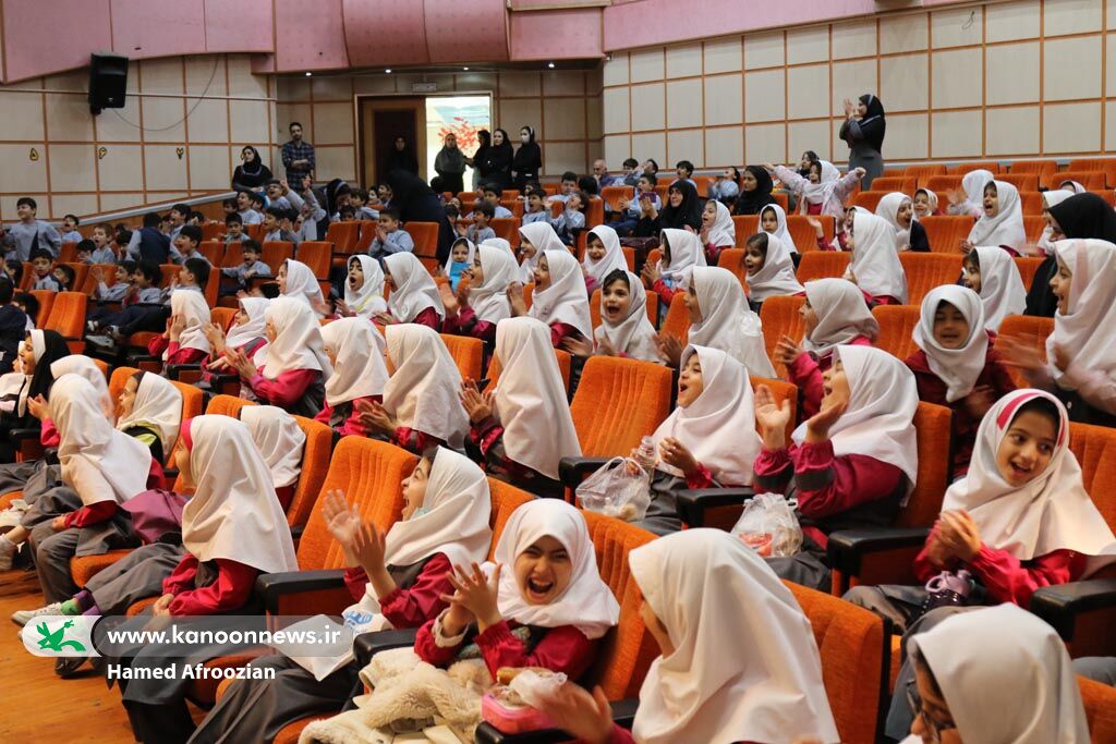 1365953-2 نمایش «ماجرای گله من» ویژه دانشآموزان در ساری