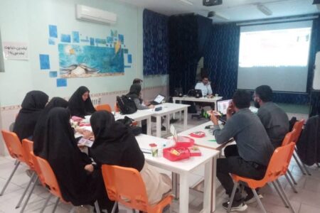 دوره تخصصی مربیگری رباتیک درکانون فارس برگزار شد