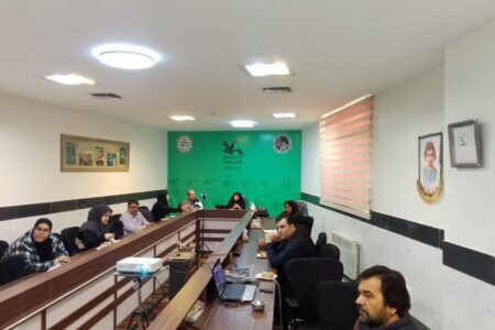 بررسی آثار جنگ نرم بر کودکان و نوجوانان