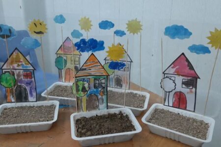 کارگاه خلاقانه نقاشی با موضوع «خاک‌های سالم برای شهرهای سالم» در مرکز فرهنگی‌هنری شماره ۲ شاهرود برگزار شد