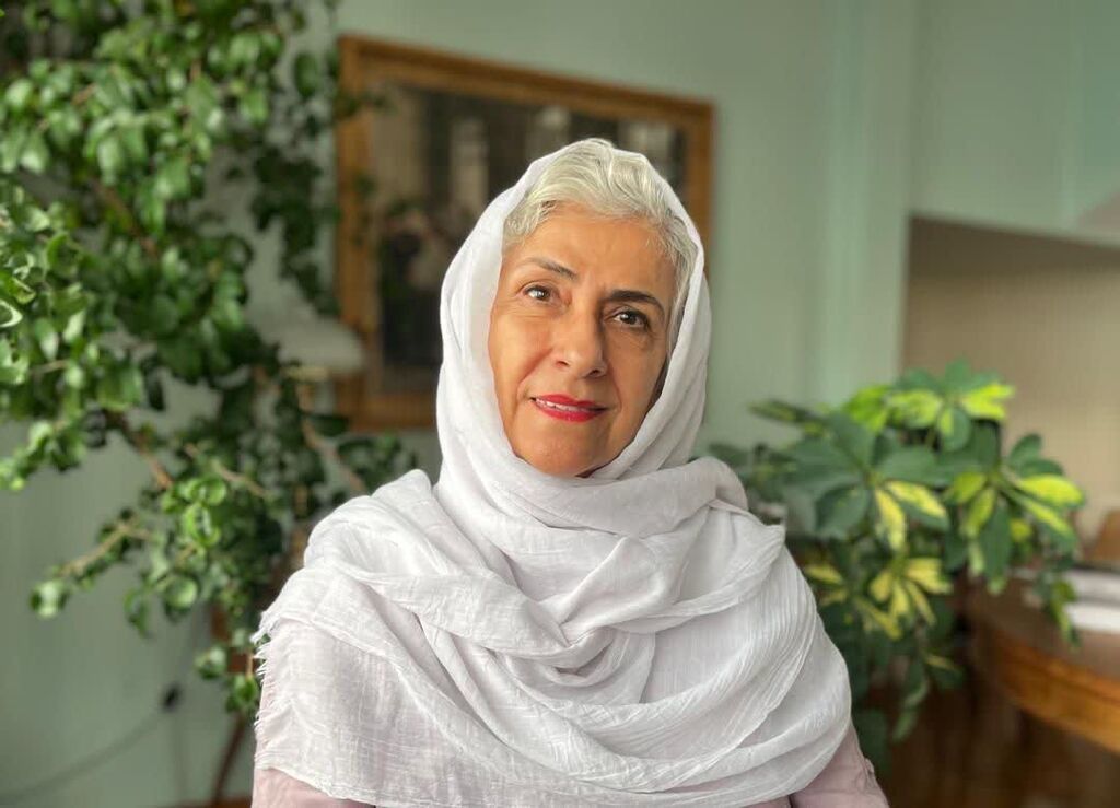 1366621-1 فروغ شایگان