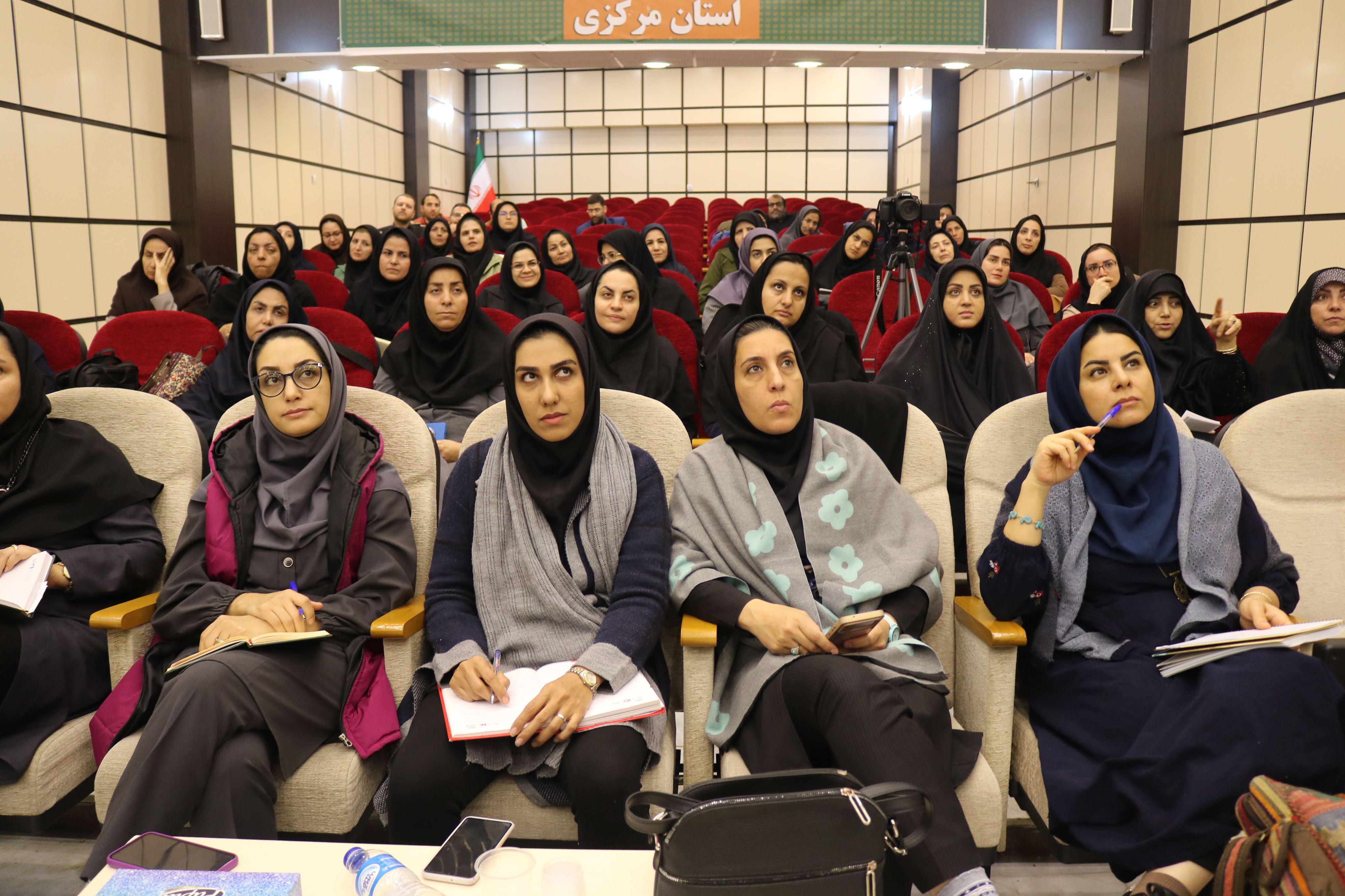 1366645-1 بازدید مدیرکل کانون استان مرکزی از دوره آموزش تربیت مربی سرود