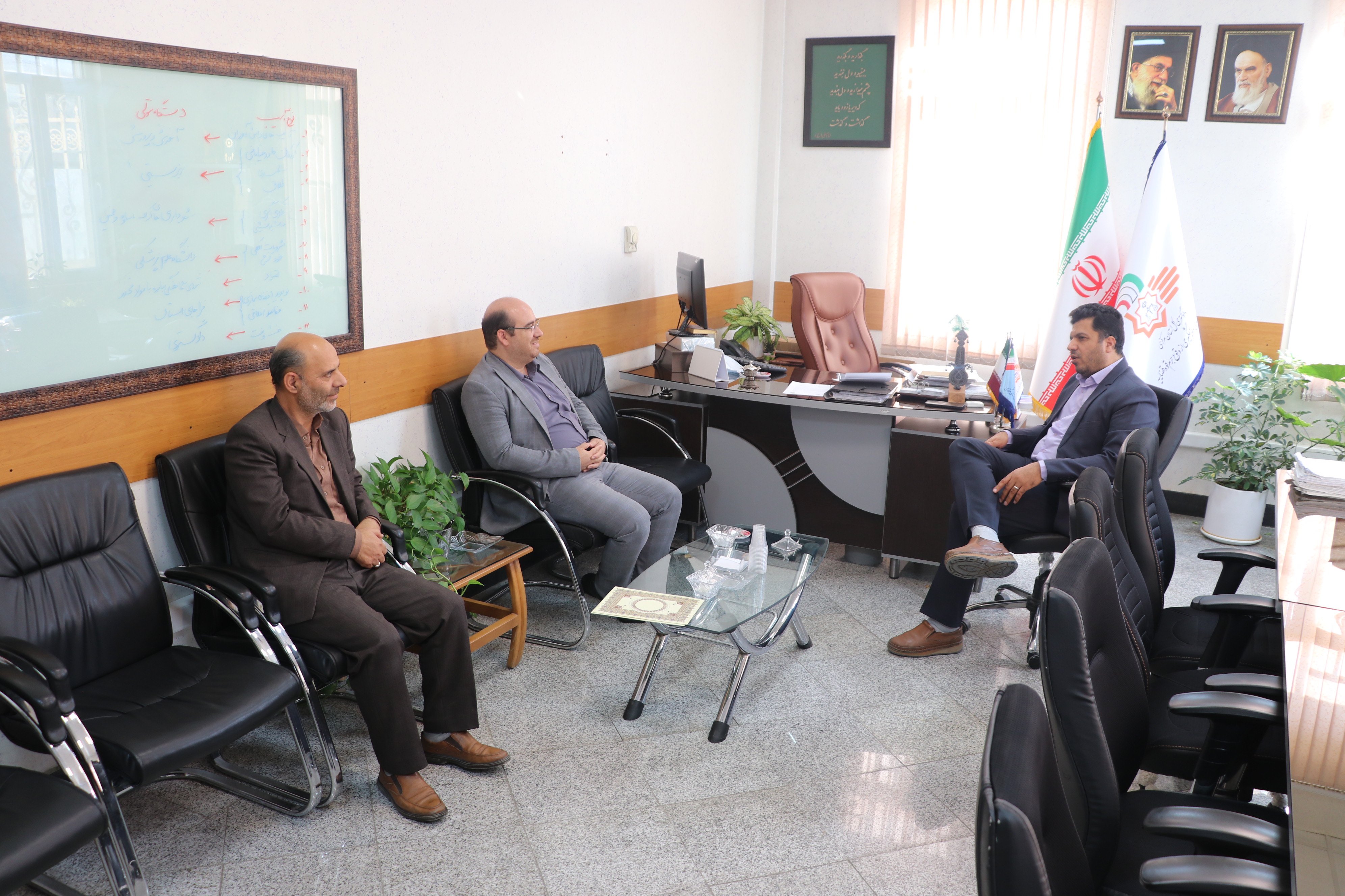 1366797-1 ابلاغ ماده ۶۴ به قضات در خصوص مجازات جایگزین برای تهیه کتاب و محصولات فرهنگی