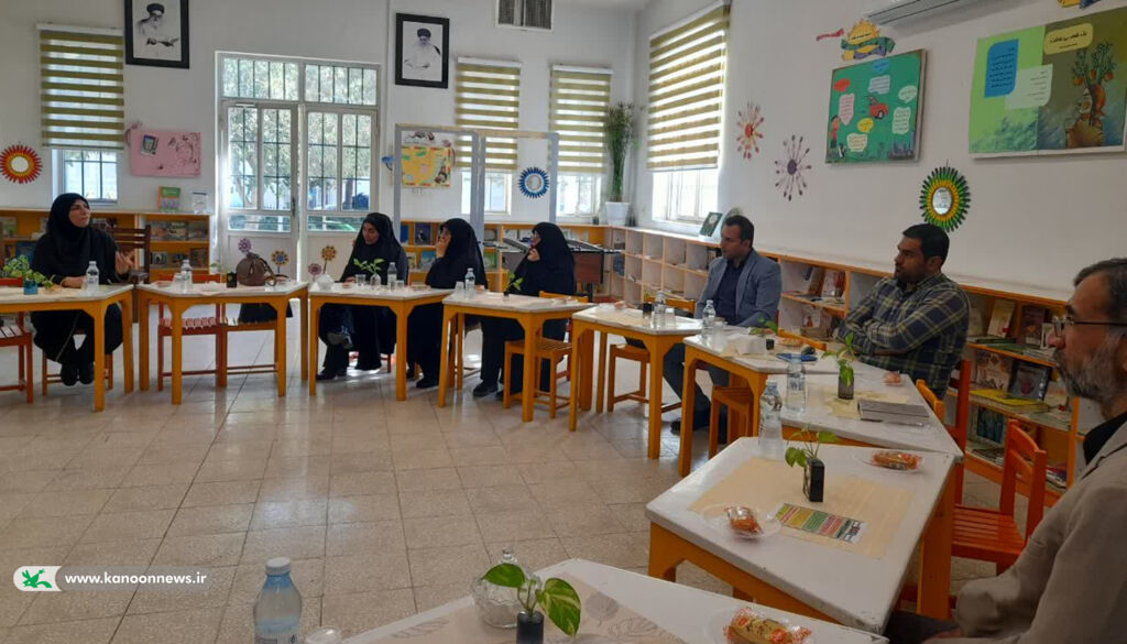 1366802-1 نشست هماندیشی مدیران و معاونین مدارس ناحیه ۱، با کانون پرورش فکری کودکان و نوجوانان استان قم