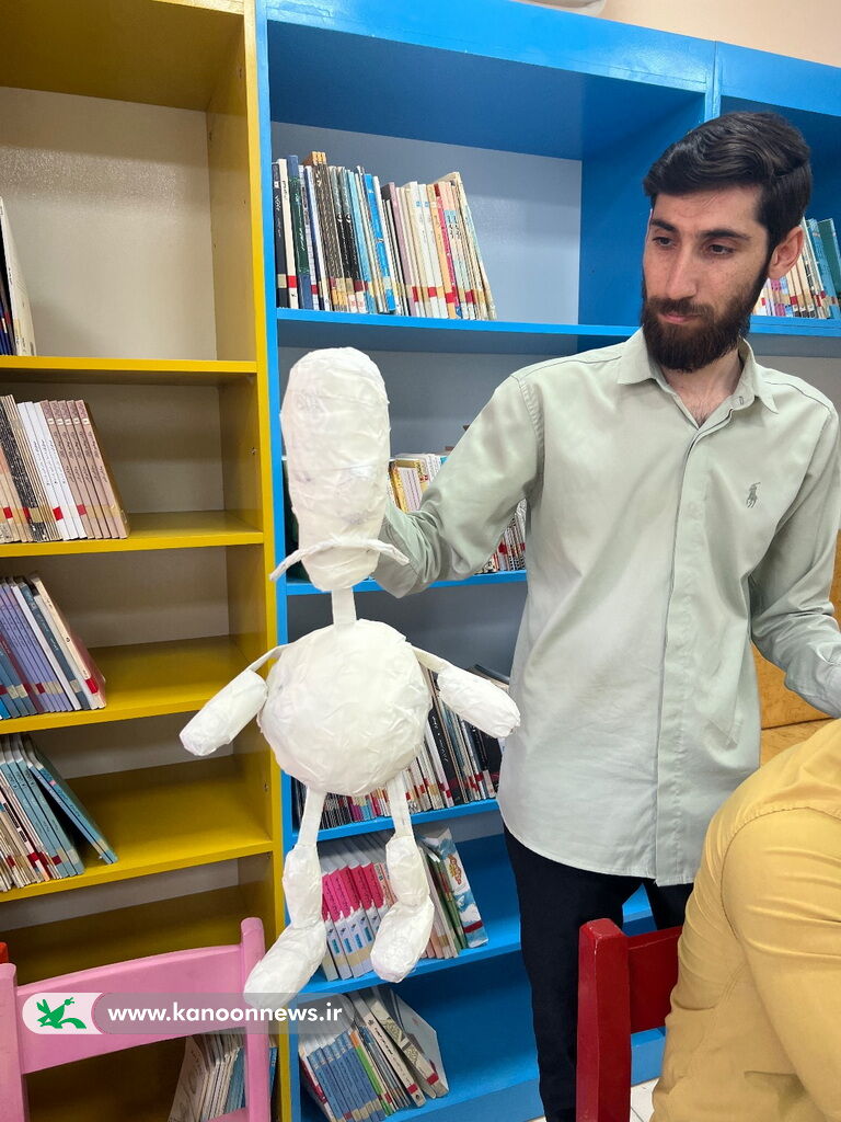 1366848-1 برگزاری دوره مهارتافزایی ویژه مربیان کتابخانههای سیار کانون استان بوشهر