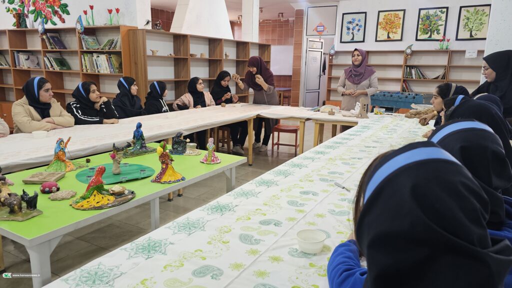 1366913-1 برگزاری کارگاه مهارتی سفال برای دانشآموزان در کانون پرورش فکری کهگیلویه و بویراحمد