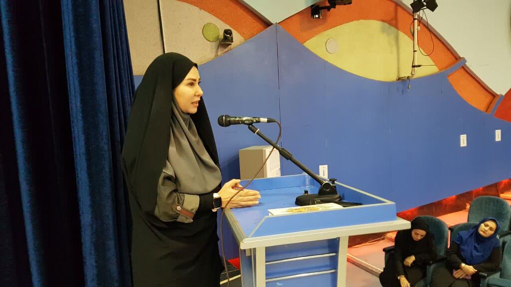 1367137-1 برگزاری نشست توجیهی "یار مهربان" در کانون کرمانشاه