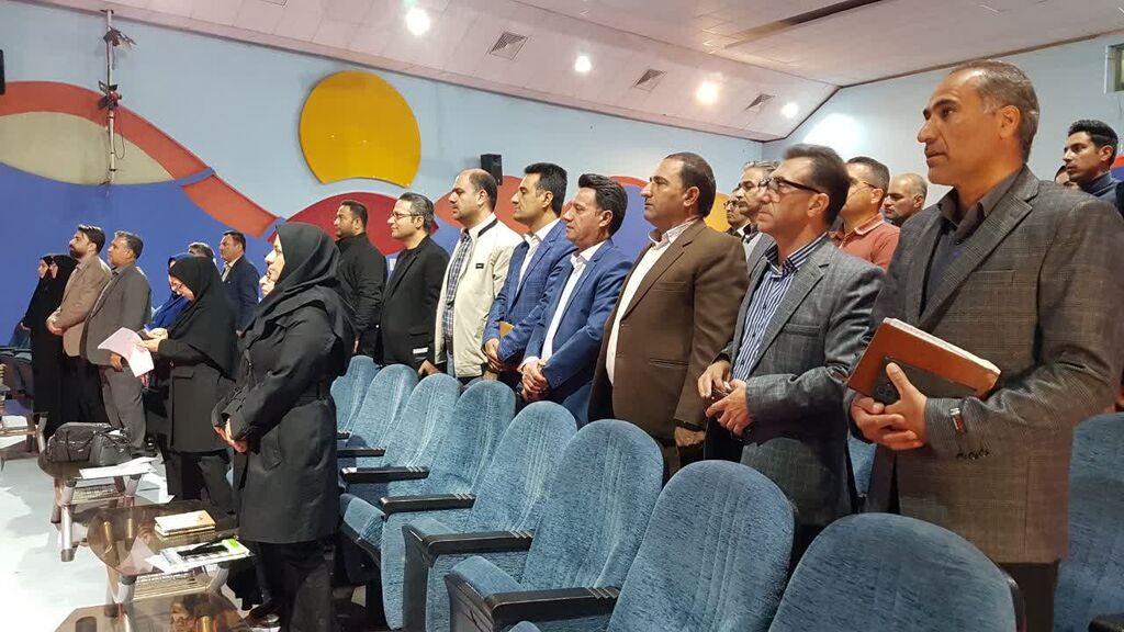 1367142-1 برگزاری نشست توجیهی "یار مهربان" در کانون کرمانشاه