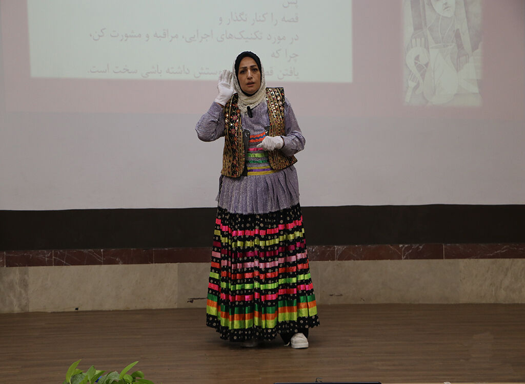 کارگاه آموزشی کارگردانی در قصه‌گویی در گیلان/  لزوم شناخت عمیق انسان در روایت‌ها مورد تاکیدقرارگرفت